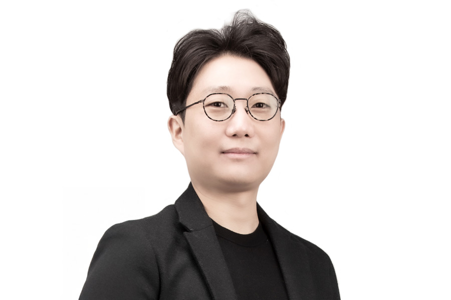 speaker Bio image