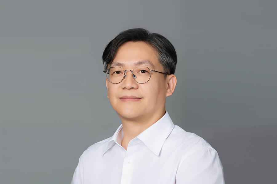 speaker Bio image