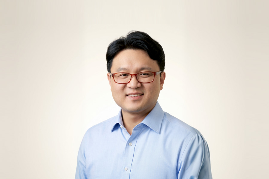 speaker Bio image